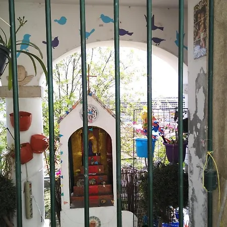 Indigo Moon's Secret Sanctuary In Alfama * Lisbon