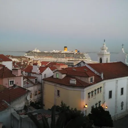 Apartment Indigo Moon's Secret Sanctuary In Alfama