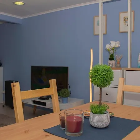 Indigo Moon's Secret Sanctuary In Alfama *