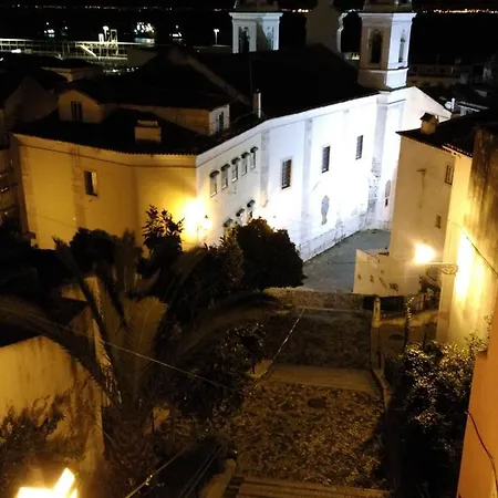 Indigo Moon's Secret Sanctuary In Alfama Lisboa