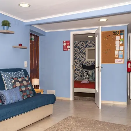 Indigo Moon's Secret Sanctuary In Alfama