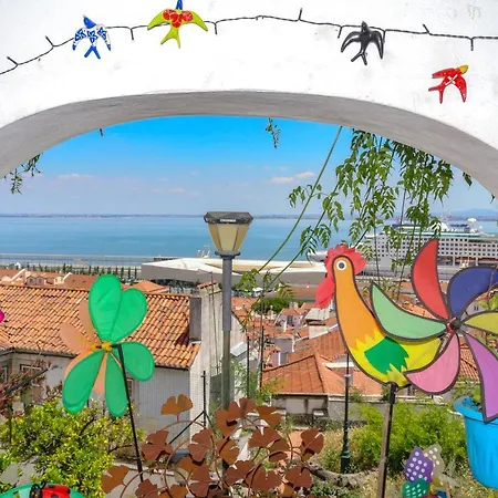 Indigo Moon's Secret Sanctuary In Alfama Appartement Lisboa